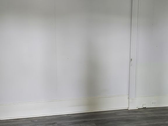 4th image of 130 Hatton St #4