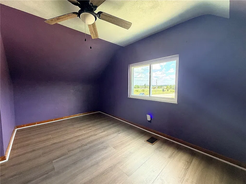 2 bed, 1067 sqft, $1,500 — Photo 2