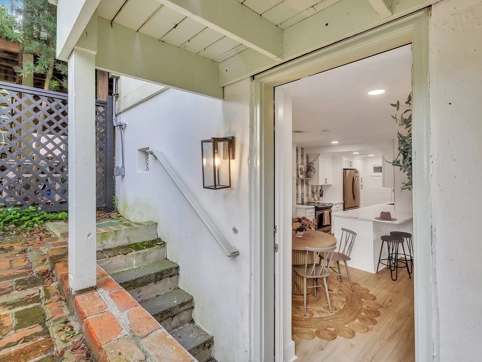 1 bed, 1000 sqft, $2,000 — Photo 2