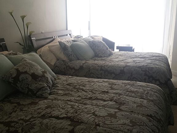 2nd image of 4000 Island Blvd #1605