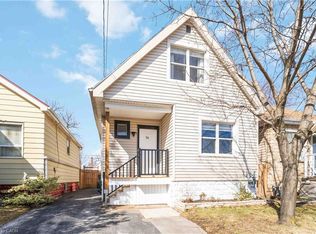 54 Weir St S, Hamilton, ON L8K 3A4