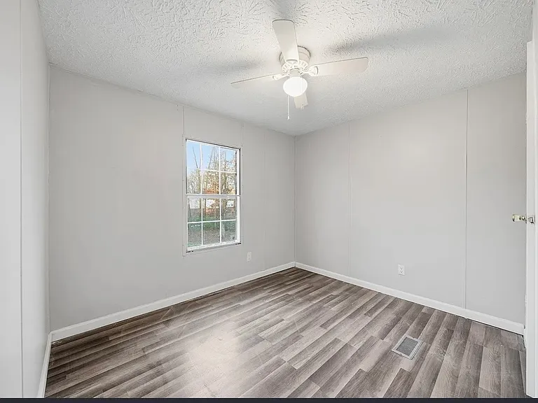 79 Stevens Rd — Photo 11