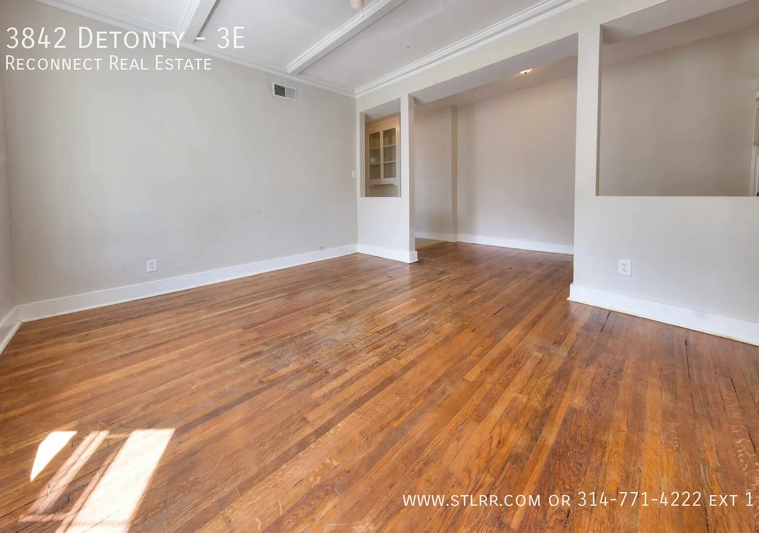 This Is A Very Spacious All Electric 2 Bedroom 1 Bath Apartment With Hardwood Through Out! — Photo 1