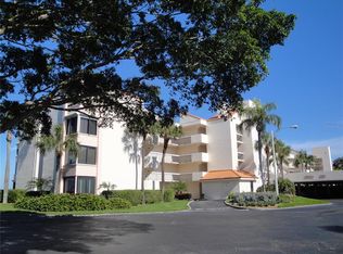 5633 La Puerta Del Sol Blvd S APT 108, Saint Petersburg, FL 33715