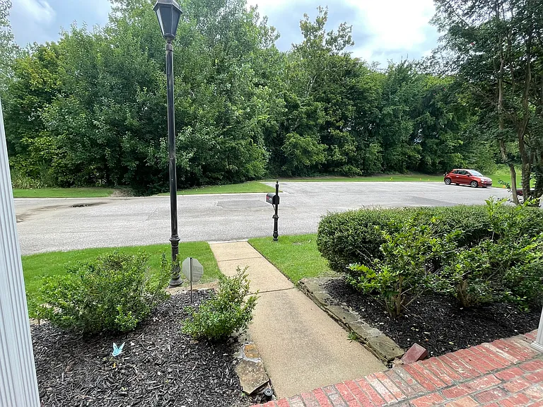 1459 Down River Dr — Photo 5