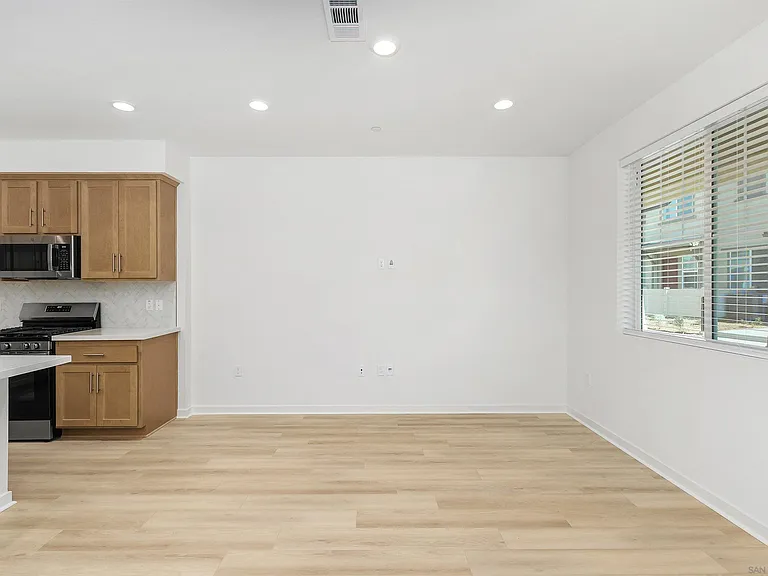 32336 Brunello Way — Photo 6