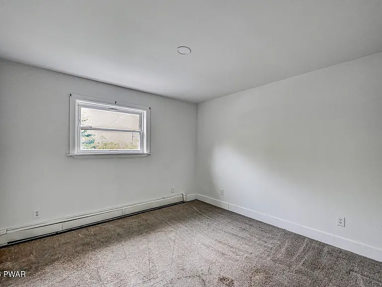49 Lake View Dr #14 — Photo 34