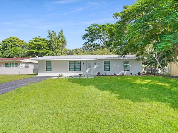 1661 SW 32nd Ct, Fort Lauderdale, FL 33315