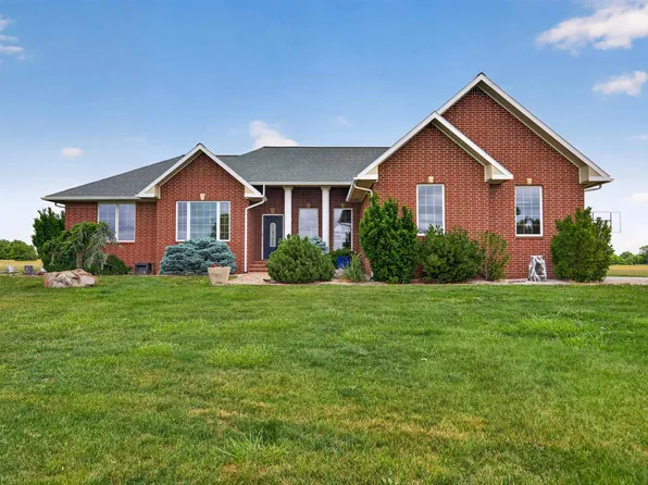 2100 N East Lake Rd, Newton, KS 67114