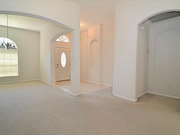5th image of 12219 Heritage Grove Dr