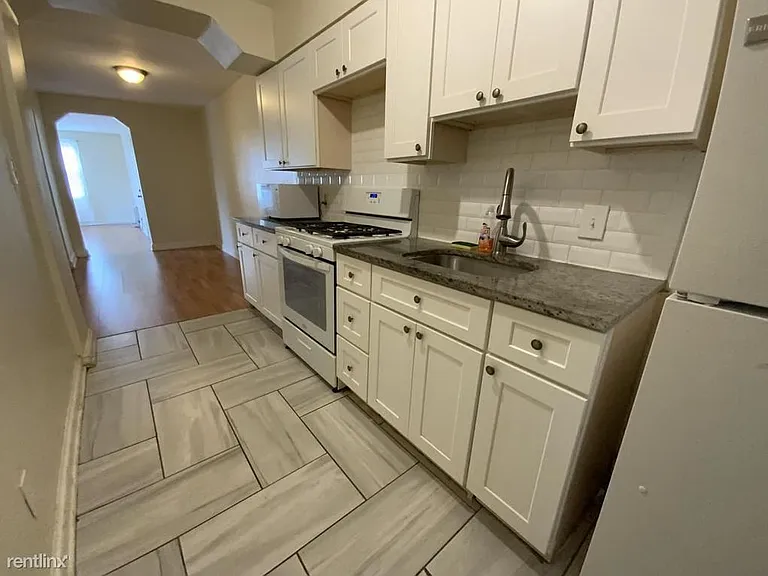 4104 Queensbury Rd #3 — Photo 8