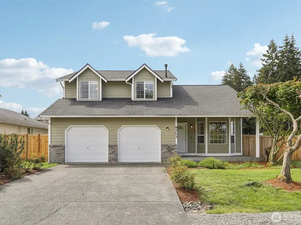8202 185th Street Ct E, Puyallup, WA 98375