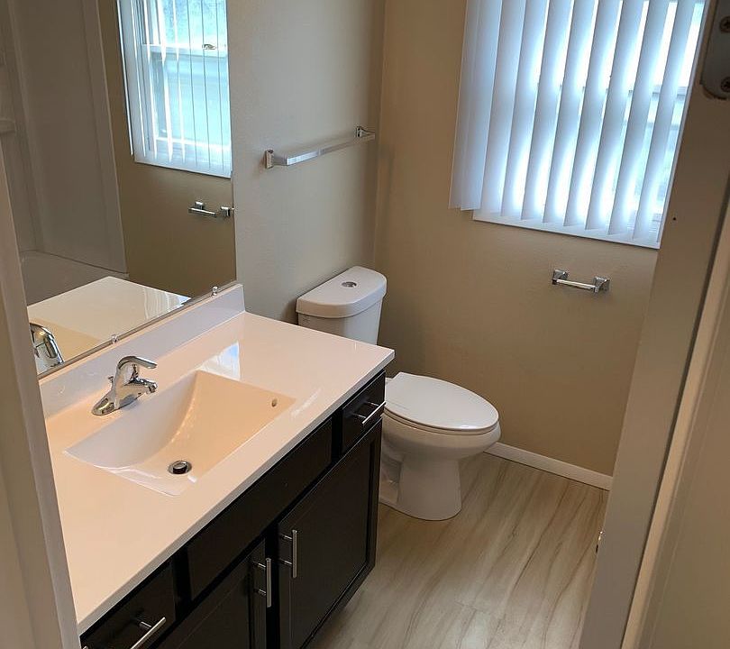 Parkview Manor 1407 Parkway Dr Port Washington WI Zillow