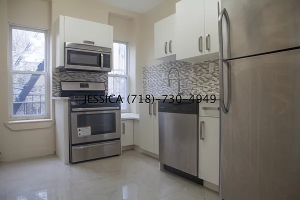 Rented by Sam Management Group, LLC | media 22