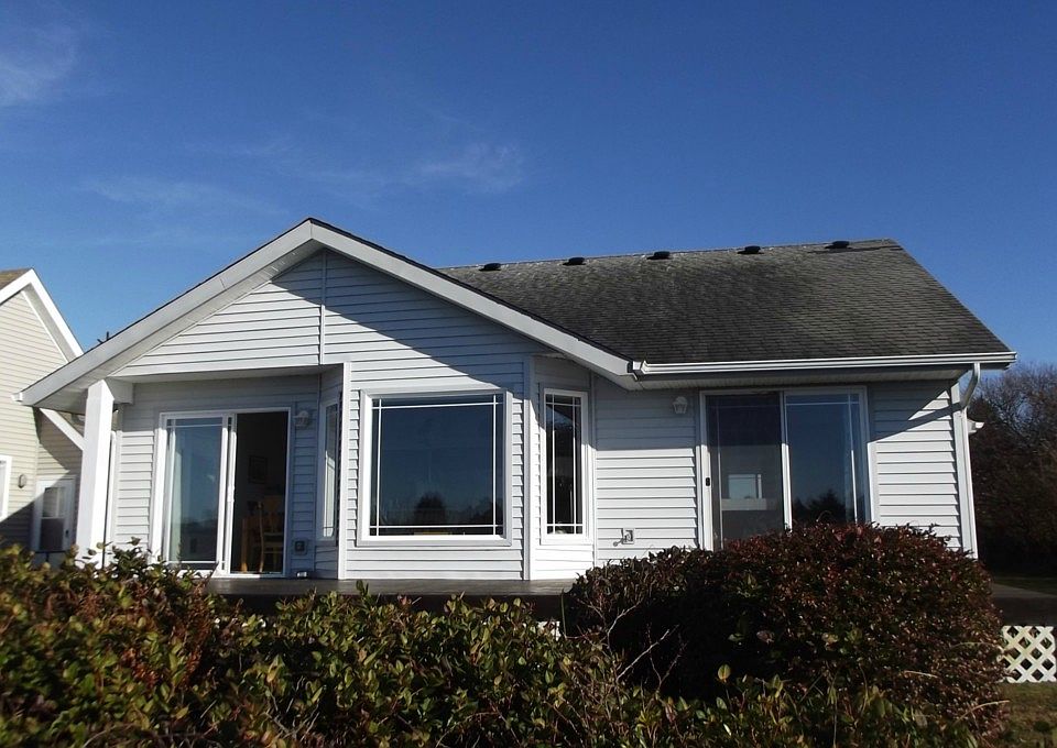 1st image of 841 Wawona Ave SW