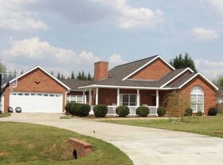 214 Southland Trl, Byron, GA 31008