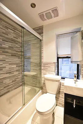 Rented by Bold New York | media 27