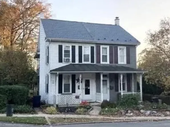 428 E Main St, Annville, PA 17003