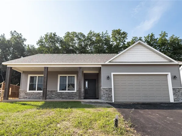 3426 Tall Tree Ln, Lysander, NY 13027