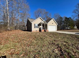 294 Van Dell Dr, Rock Spring, GA 30739