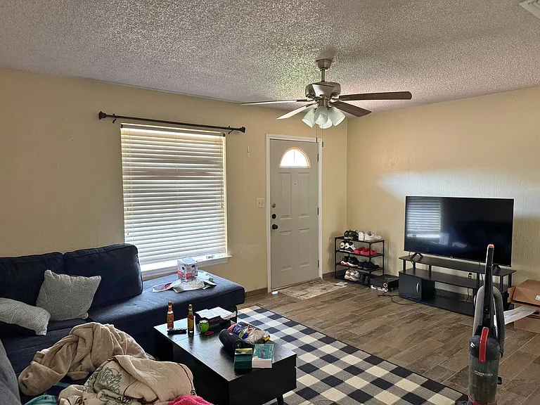 4103 Beard Ave — Photo 2
