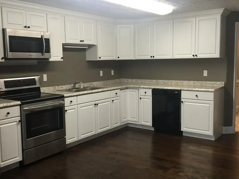 404 Georgia St #GROUND — Photo 13