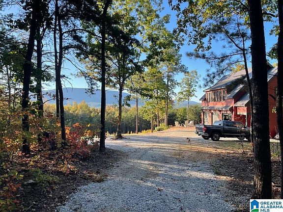 2nd image of 2561 Kentuck Rd