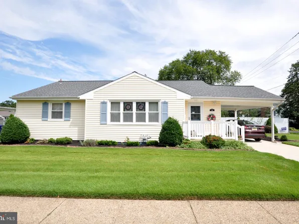 301 W 3rd St, Florence, NJ 08518