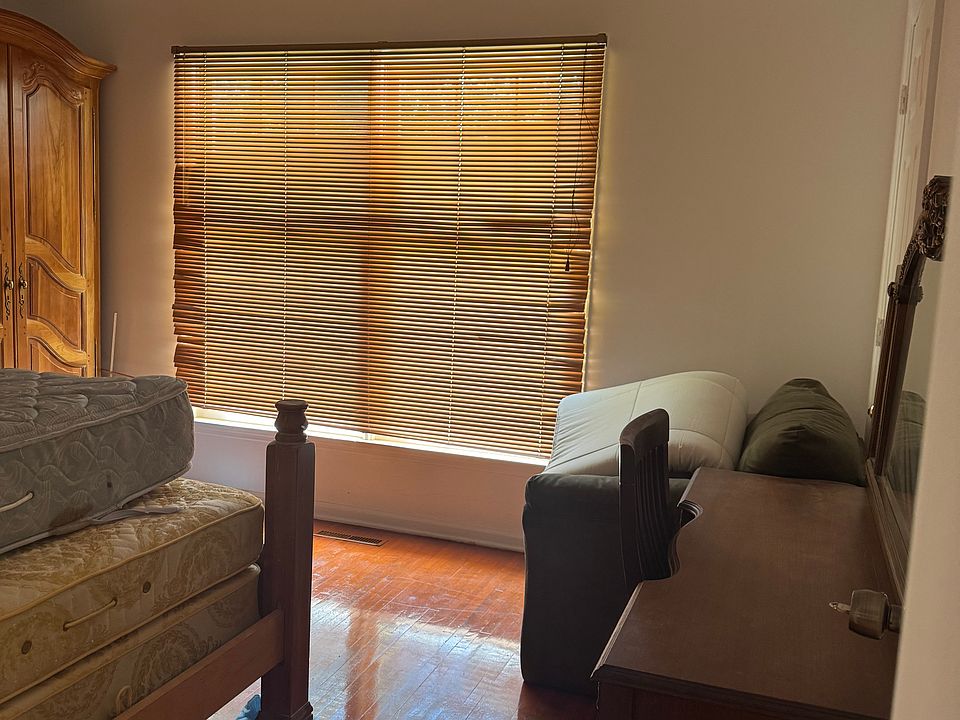 1st image of 25 High Ridge Rd