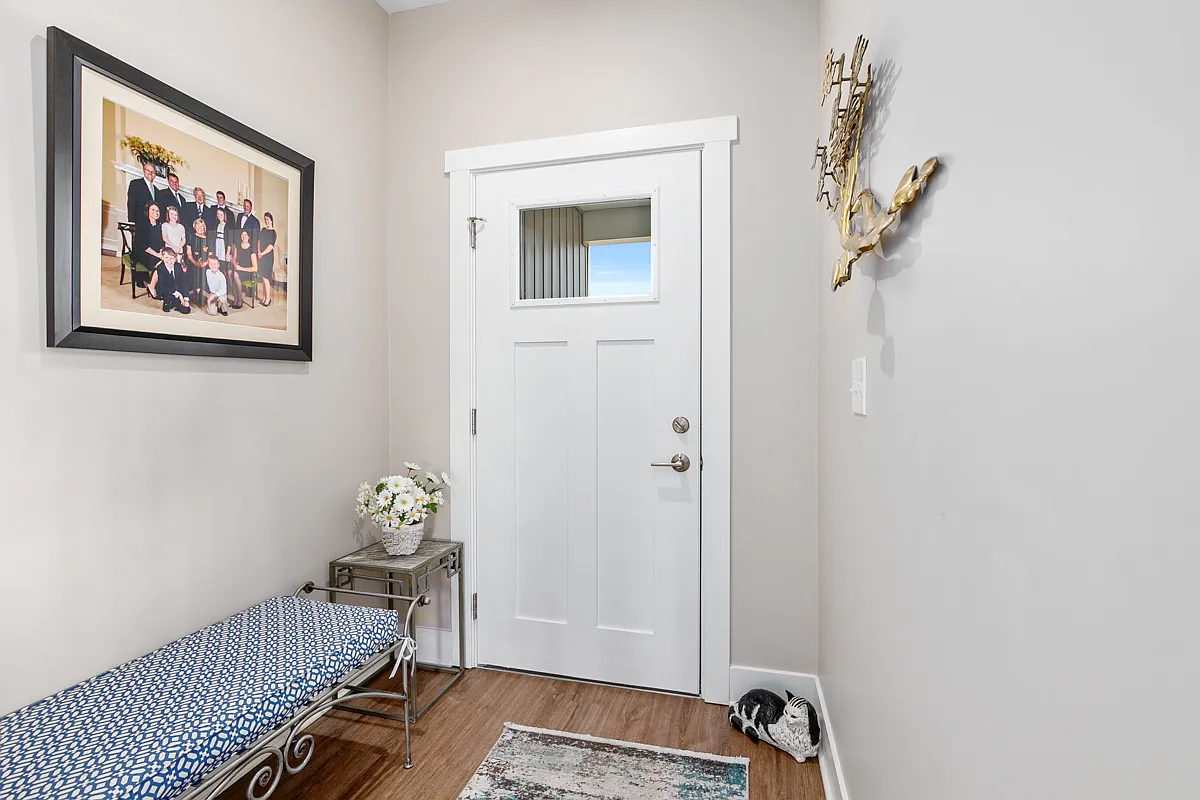 Reserve Flats — Photo 3