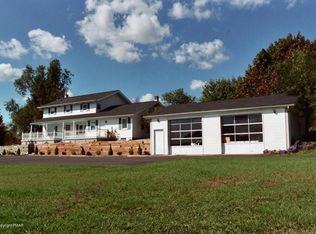 604 Sunset Rd, Stroudsburg, PA 18360