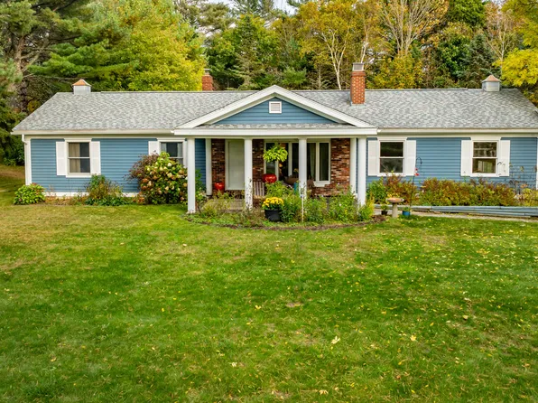 78 Spruce Street, Bucksport, ME 04416