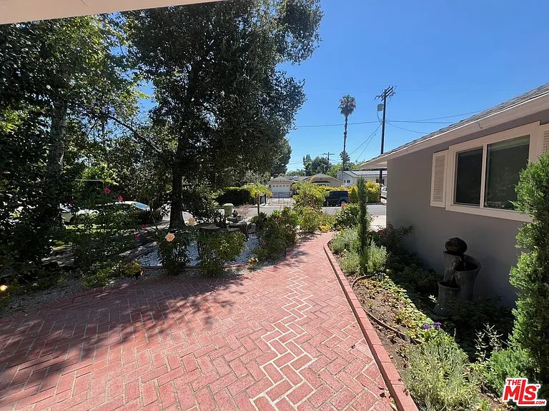 5059 Catalon Ave — Photo 9