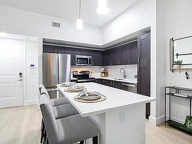 One Plantation Apartments - 2 Bed l 2 Bath