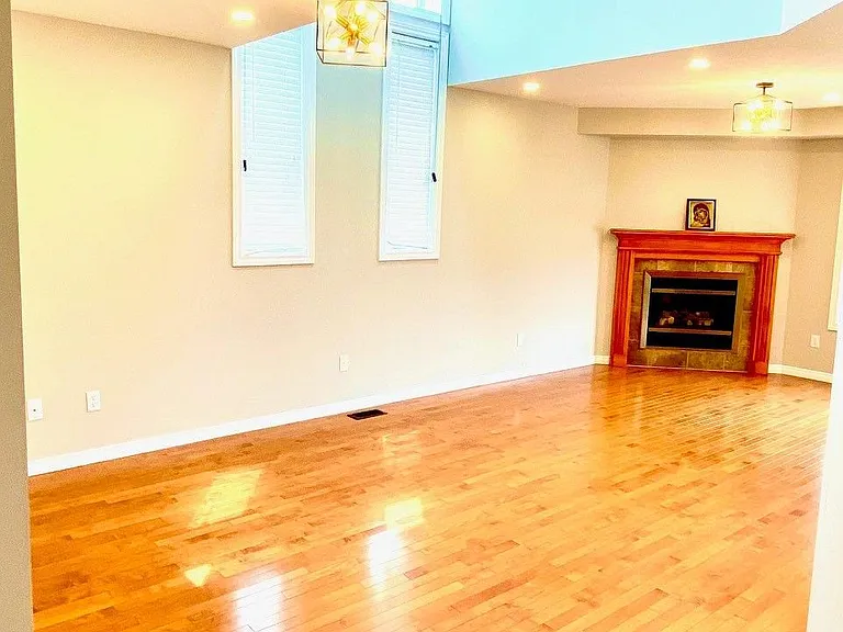 154 Severn Dr #UPPER — Photo 10