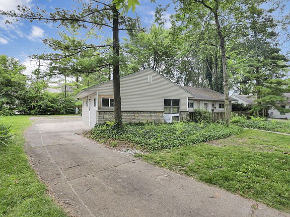 2nd image of 934-936 Kramer Ave