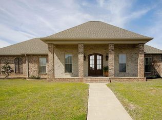 209 Links Dr, Alexandria, LA 71303