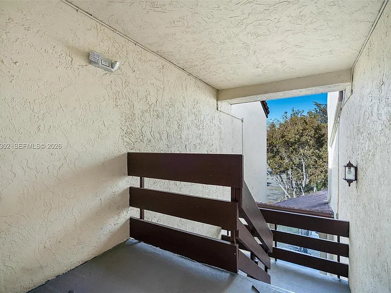 9040 SW 125th Ave #D408 — Photo 10