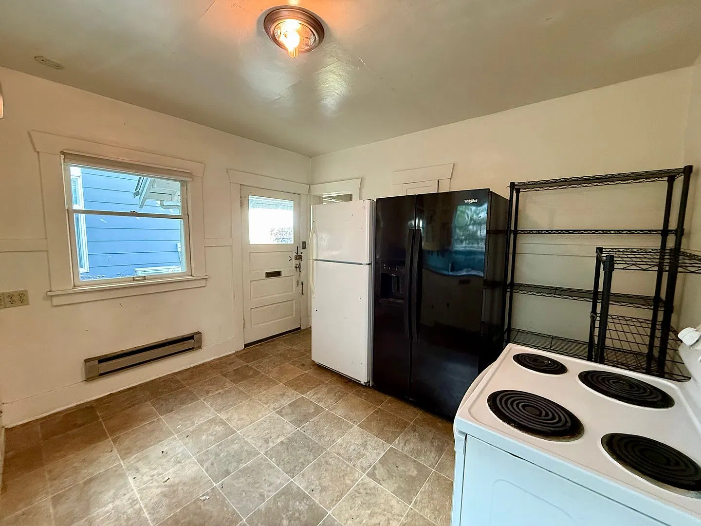 18 Bedroom Property in the University District of Seattle — Photo 4