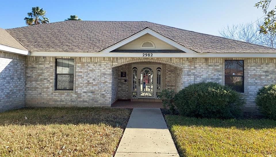 1st image of 2982 Chapala Dr