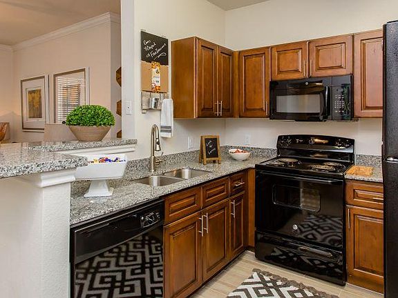 2nd image of 9721 Cypresswood Dr #932