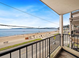 Alki Surf Apartments, Seattle, WA 98116