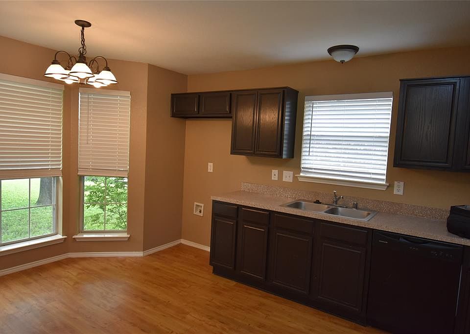 1st image of 1559 Sunny Meadow Dr