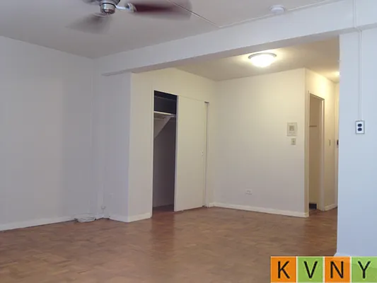 Rented by KVNY Soho | media 21