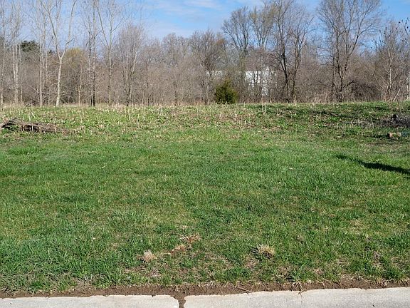 5th image of 9166 Potterville Dr