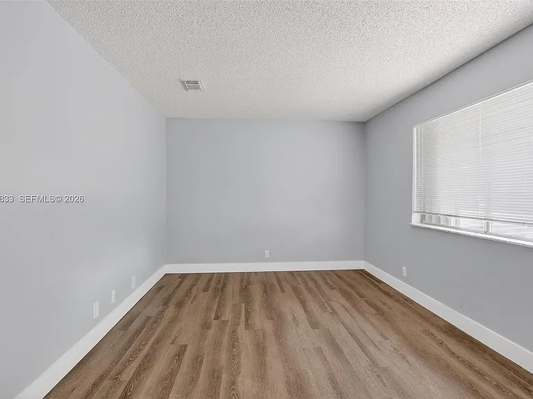 1511 Ilene Ct #4 — Photo 16