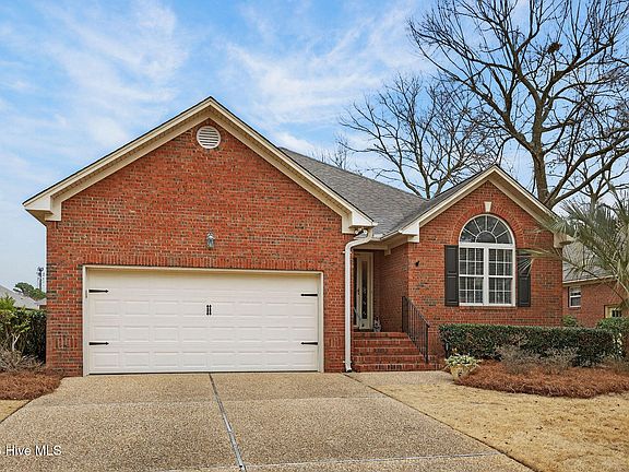 5th image of 1320 Brookside Gardens Drive