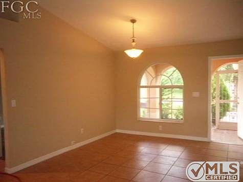 1st image of 4540 SW 15th Ave