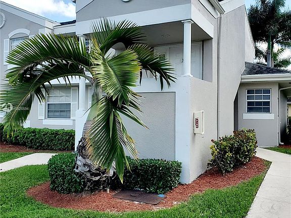 4th image of 2640 SE 21st Ct #206-C