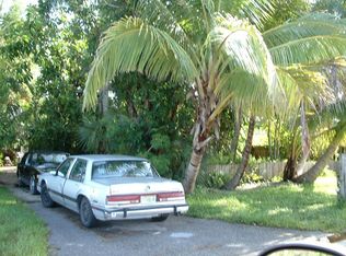 3047 Karen Dr, Naples, FL 34112